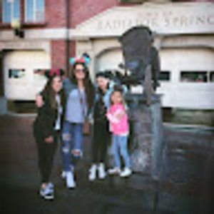 Meet your Posher, Megan